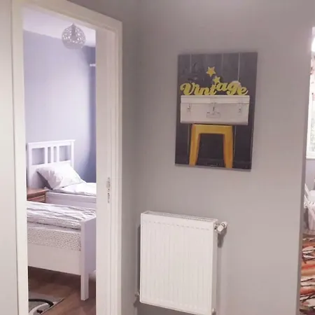 Ultra Central - Stunning Two Bedroom Apartamento